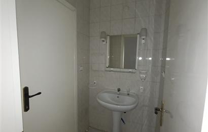 C21 LOFT'TAN SALTAK CADDESİNDE KİRALIK OFİS.