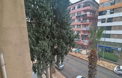 C21 LOFT'TAN SALTAK CADDESİNDE KİRALIK OFİS.