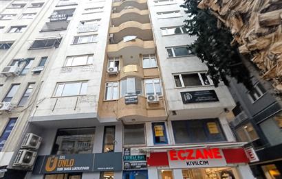 C21 LOFT'TAN SALTAK CADDESİNDE KİRALIK OFİS.