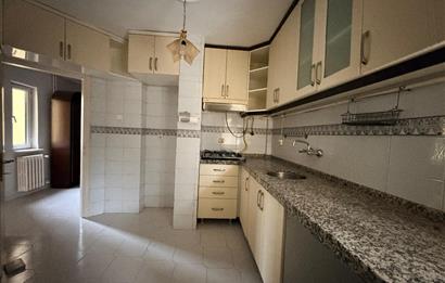 C21 EWA'DAN İHSANİYE MAH FSM YE PARALEL MERKEZİ KONUMDA KİRALIK