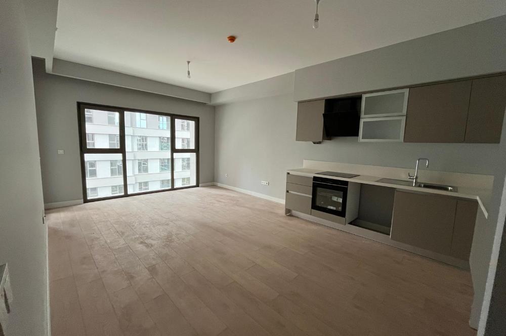 C21 ROOF'DAN YENİ FİKİRTEPE 16.ETAPTA 2+1 KİRALIK DAİRE