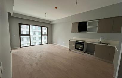 C21 ROOF'DAN YENİ FİKİRTEPE 16.ETAPTA 2+1 KİRALIK DAİRE