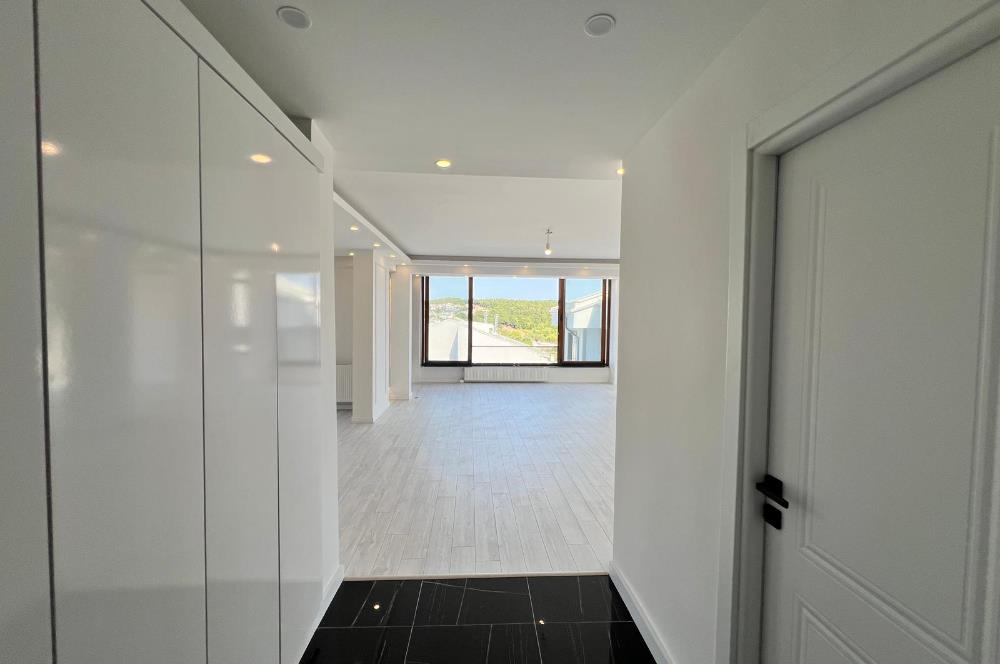 Uskumruköy'de Site İçinde, Şerefiyesi Yüksek, 4+2 Kiralık Villa