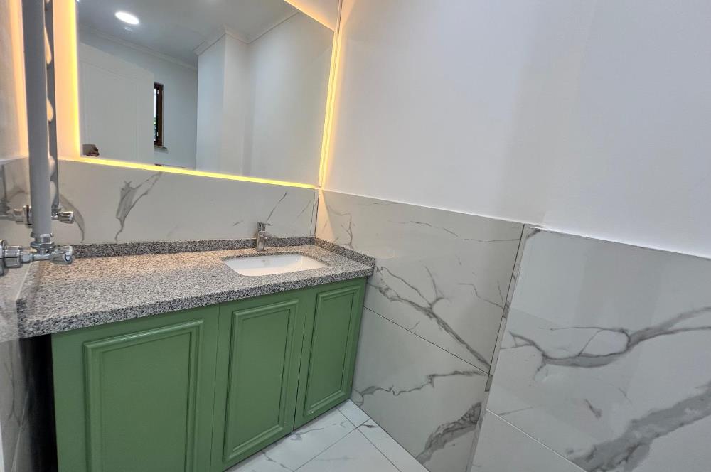 Uskumruköy'de Site İçinde, Şerefiyesi Yüksek, 4+2 Kiralık Villa