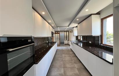 Uskumruköy'de Site İçinde, Şerefiyesi Yüksek, 4+2 Kiralık Villa