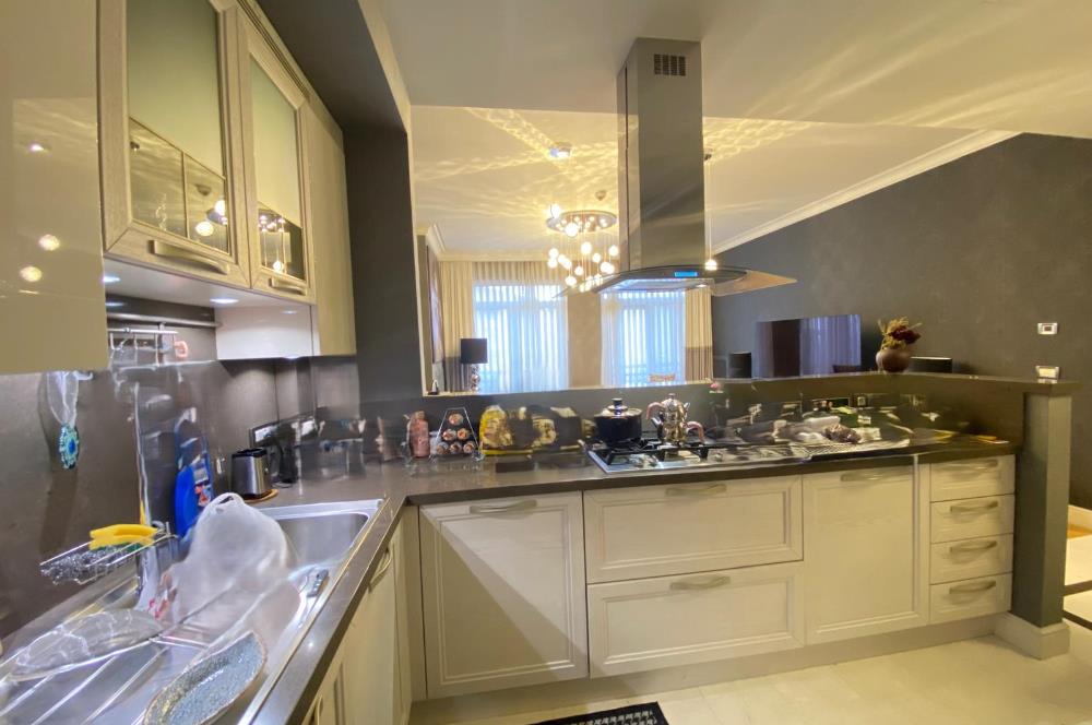 EMAAR SQUARE'DA MİMARİ DEKORASYONLU SATILIK 2+1 DAİRE