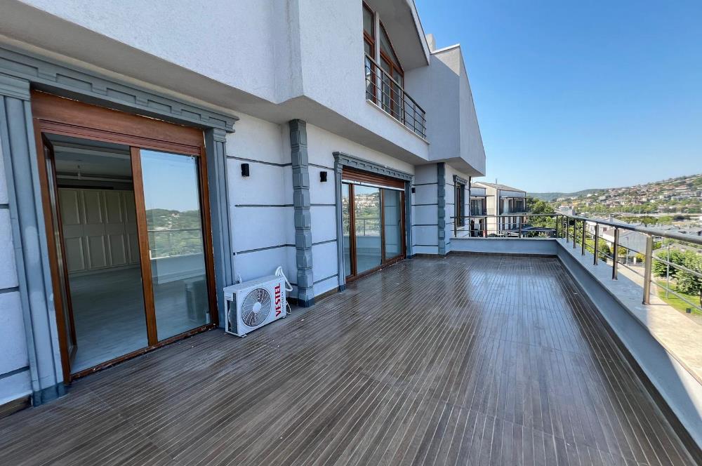 Uskumruköy'de Site İçinde, Şerefiyesi Yüksek, 4+2 Kiralık Villa