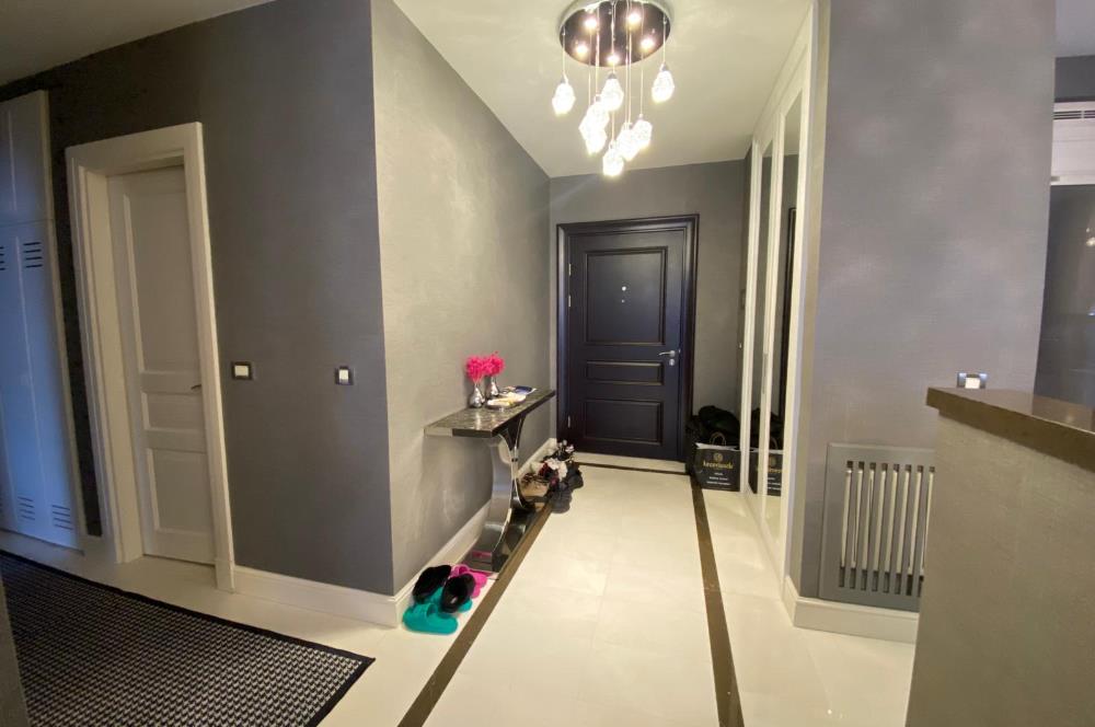 EMAAR SQUARE'DA MİMARİ DEKORASYONLU SATILIK 2+1 DAİRE