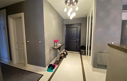 EMAAR SQUARE'DA MİMARİ DEKORASYONLU SATILIK 2+1 DAİRE