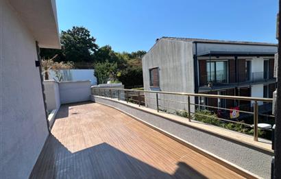 Uskumruköy'de Site İçinde, Şerefiyesi Yüksek, 4+2 Kiralık Villa