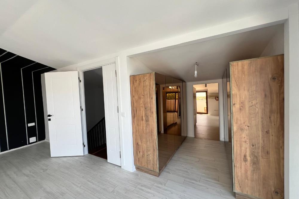 Uskumruköy'de Site İçinde, Şerefiyesi Yüksek, 4+2 Kiralık Villa