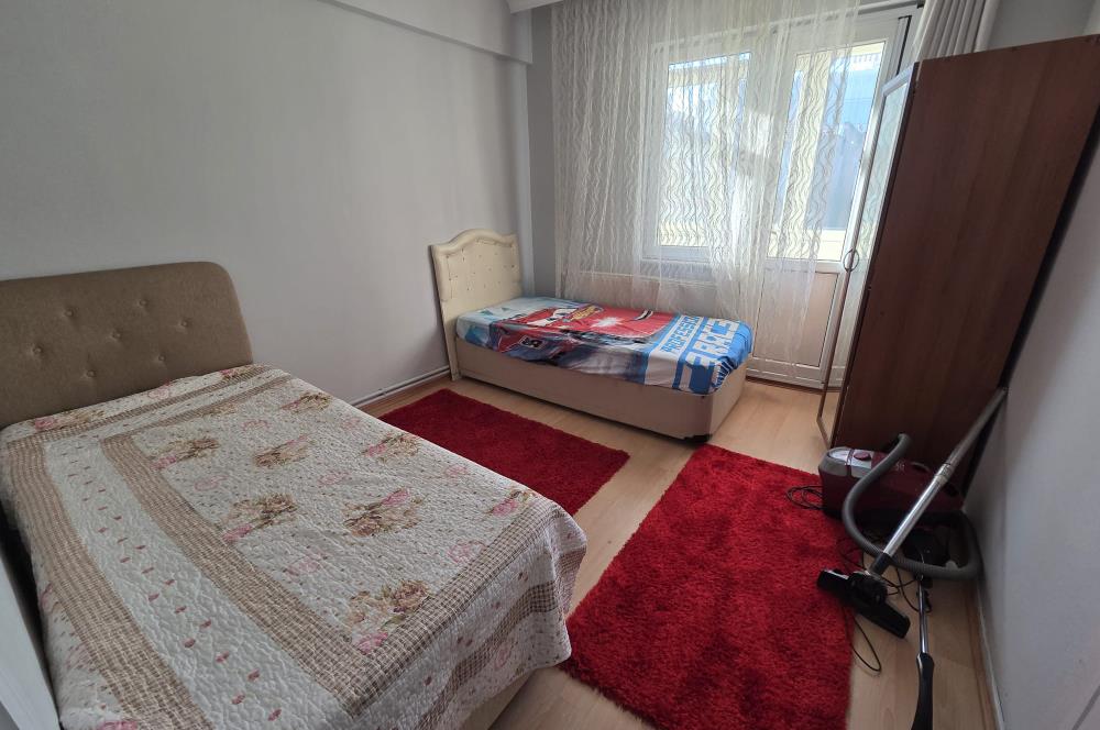 C21 BAL'DAN ALTIEYLÜL ORTAOKULU YANI EŞYALI KİRALIK 2+1 DAİRE