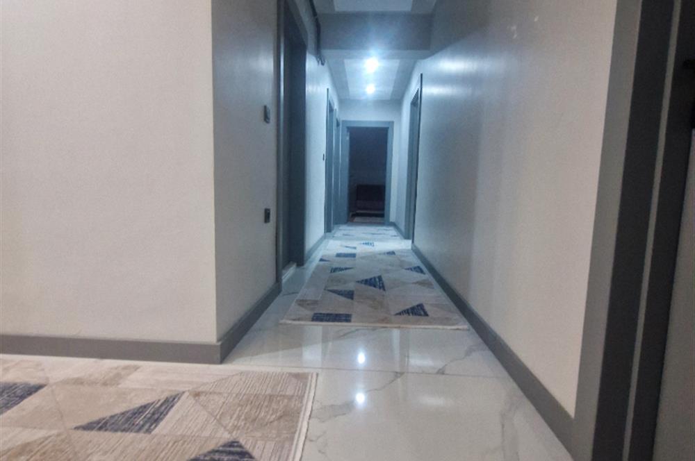 GÖLBAŞI BAHÇELİEVLER'DE 3+1 ARA KAT ULTRA LÜKS SATILIK DAİRE 