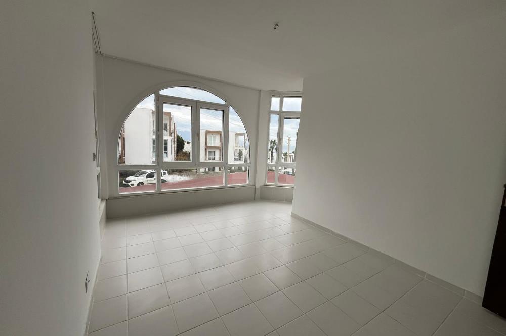 Bodrum Turgutreis'de Denize Sıfır Havuzlu Sitede Kiralık 3+1 Dubleks Daire
