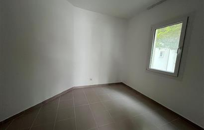 Bodrum Turgutreis'de Denize Sıfır Havuzlu Sitede Kiralık 3+1 Dubleks Daire