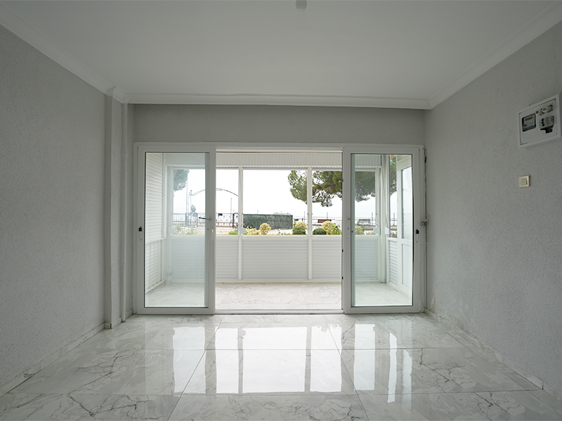 Kordona Cephe Denize Direkt Tüp Geçitli Studio Daire