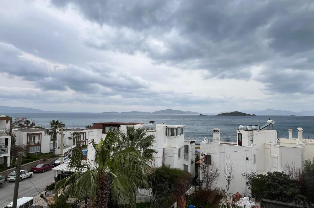 Bodrum Turgutreis'de Denize Sıfır Havuzlu Sitede Kiralık 3+1 Dubleks Daire