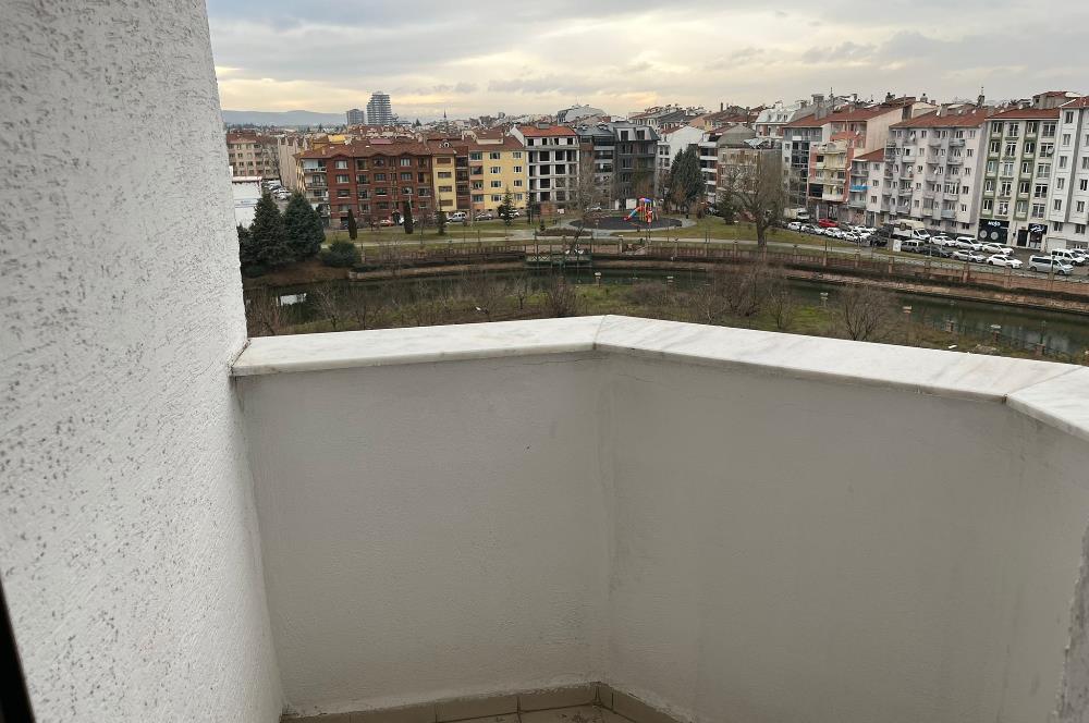 CENTURY 21 VİZYONDAN PORSUK MANZARALI SATILIK 3+1 DAİRE