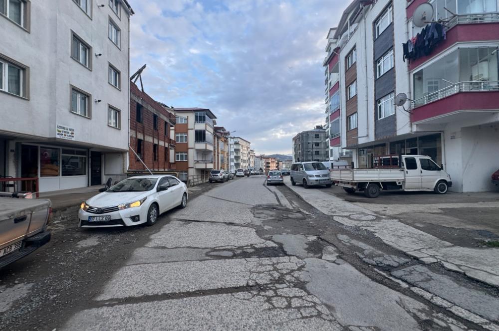 CENTURY21'DEN ŞAHİNCİLİ MAH. SATILIK İŞYERİ VE KONUT FIRSATI!