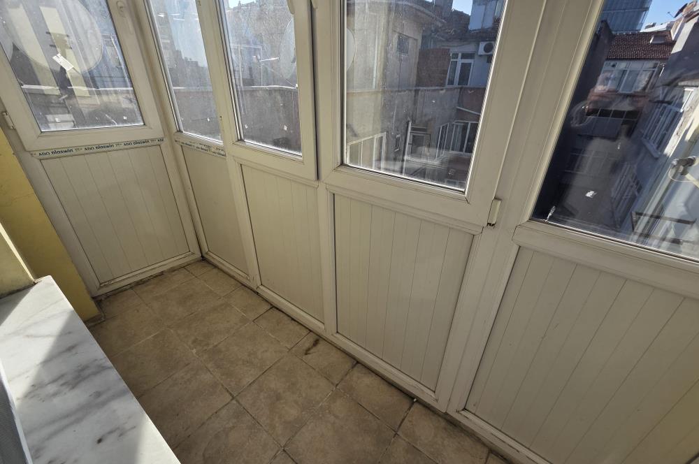 C21 BAL'DAN ALTIEYLÜL ORTAOKULU YANI EŞYALI KİRALIK 2+1 DAİRE