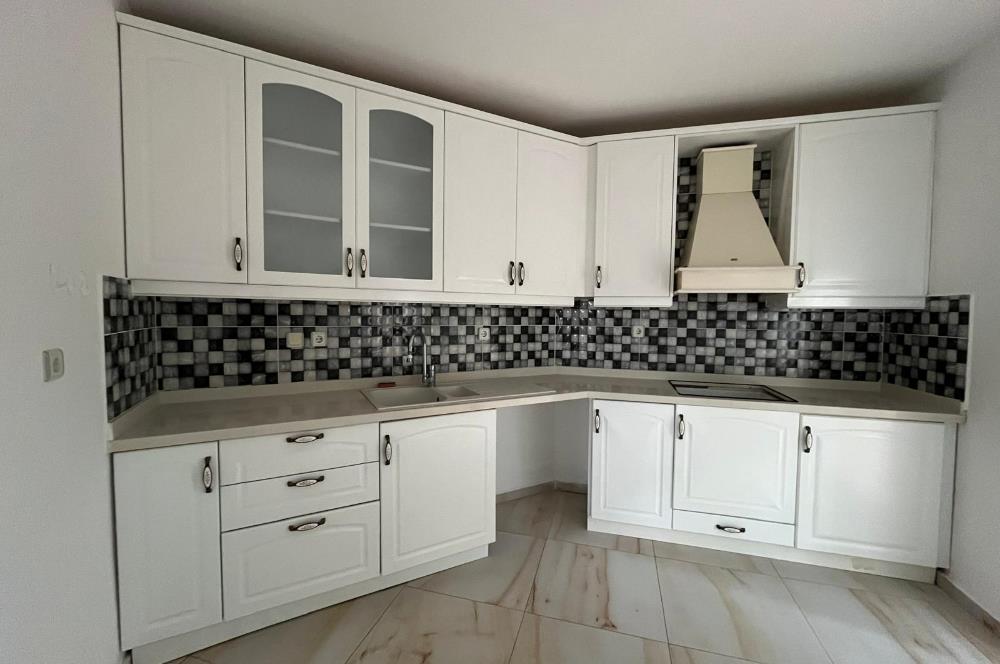 Bodrum Turgutreis'de Denize Sıfır Havuzlu Sitede Kiralık 3+1 Dubleks Daire