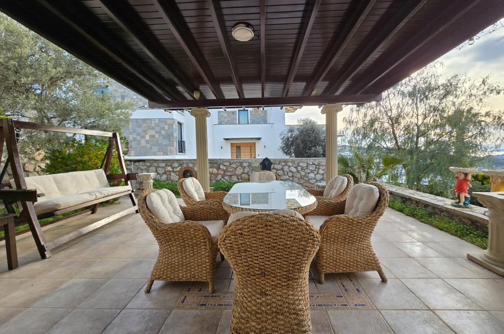 BODRUM YALIKAVAK SEBA PRESTİJ SİTESİNDE DENİZ MANZARALI LÜKS VİLLA