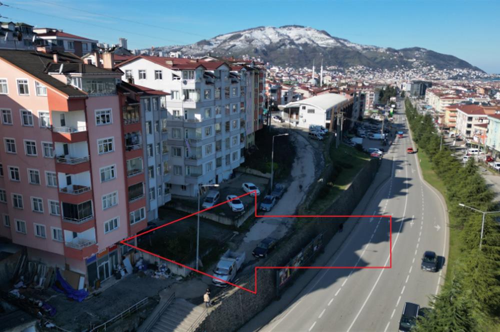 CENTURY21'DEN ŞAHİNCİLİ MAH. SATILIK İŞYERİ VE KONUT FIRSATI!