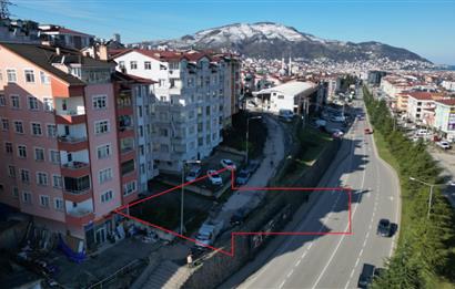 CENTURY21'DEN ŞAHİNCİLİ MAH. SATILIK İŞYERİ VE KONUT FIRSATI!