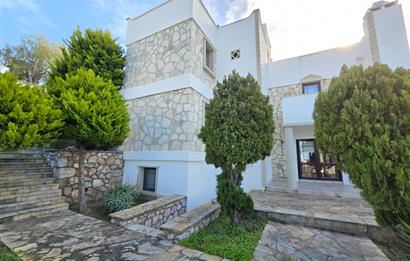 BODRUM YALIKAVAK SEBA PRESTİJ SİTESİNDE DENİZ MANZARALI LÜKS VİLLA