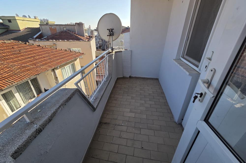 C21 BAL'DAN ALTIEYLÜL ORTAOKULU YANI EŞYALI KİRALIK 2+1 DAİRE