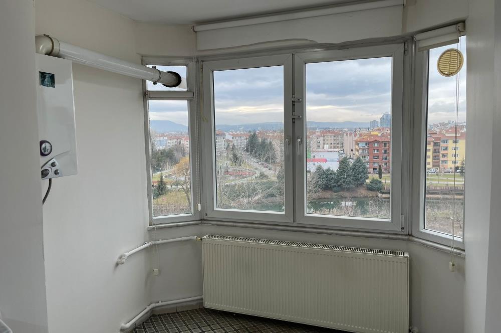 CENTURY 21 VİZYONDAN PORSUK MANZARALI SATILIK 3+1 DAİRE