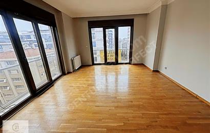 SUADİYE KAPTAN ARİF SOKAKTA SATILIK 3+1