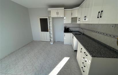 C21 BAL'DAN BANDIRMA CD ÜZERİNDE YENİLENMİŞ 2+1 KİRALIK DAİRE