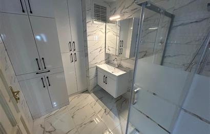 C21 BAL'DAN BANDIRMA CD ÜZERİNDE YENİLENMİŞ 2+1 KİRALIK DAİRE