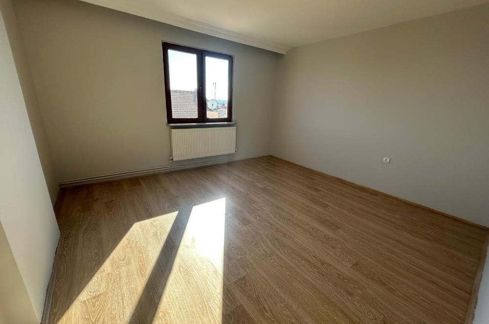 C21 BAL'DAN BANDIRMA CD ÜZERİNDE YENİLENMİŞ 2+1 KİRALIK DAİRE