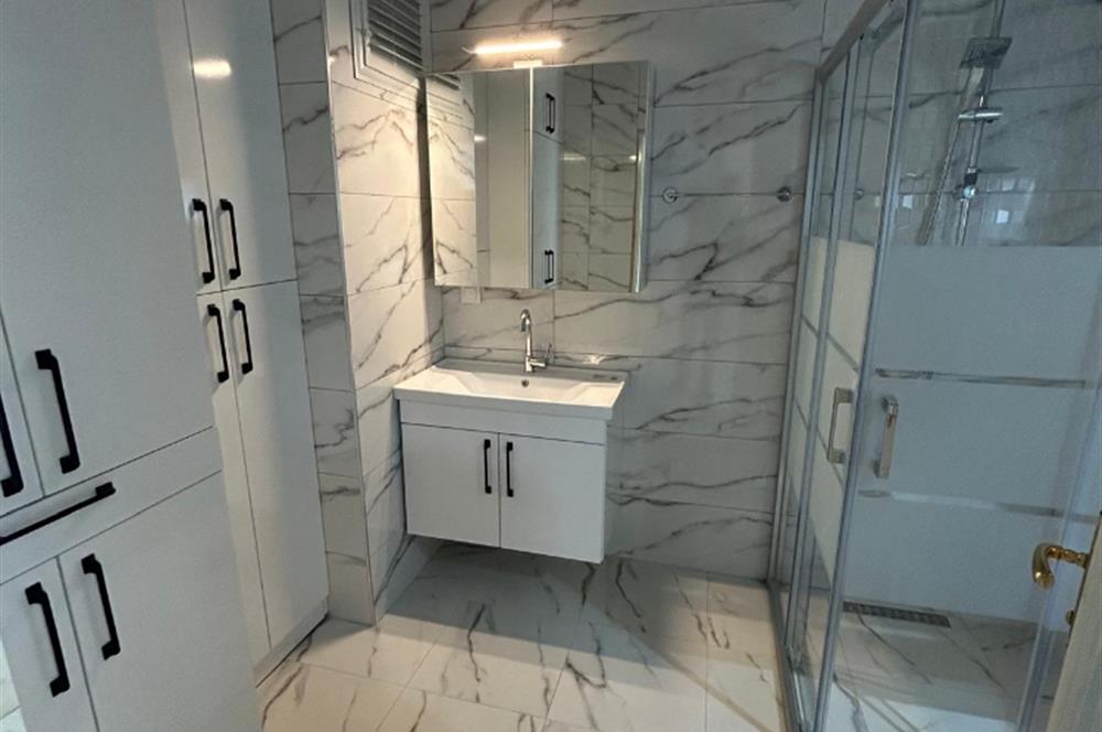 C21 BAL'DAN BANDIRMA CD ÜZERİNDE YENİLENMİŞ 2+1 KİRALIK DAİRE