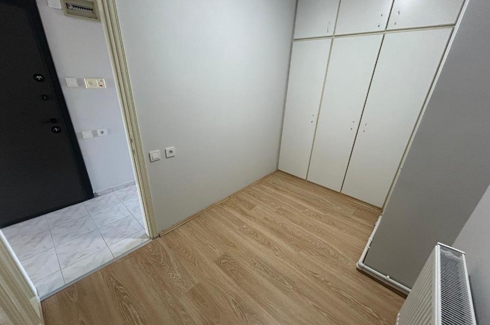 C21 BAL'DAN BANDIRMA CD ÜZERİNDE YENİLENMİŞ 2+1 KİRALIK DAİRE