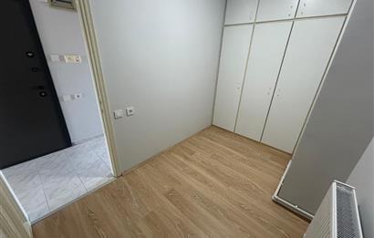 C21 BAL'DAN BANDIRMA CD ÜZERİNDE YENİLENMİŞ 2+1 KİRALIK DAİRE