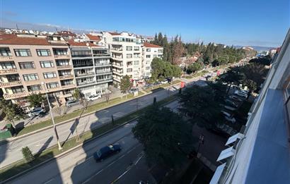 C21 BAL'DAN BANDIRMA CD ÜZERİNDE YENİLENMİŞ 2+1 KİRALIK DAİRE