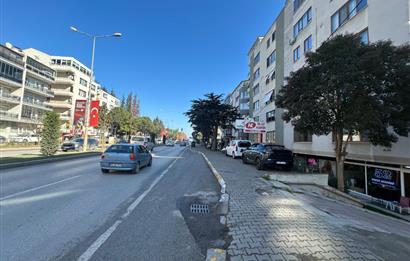 C21 BAL'DAN BANDIRMA CD ÜZERİNDE YENİLENMİŞ 2+1 KİRALIK DAİRE