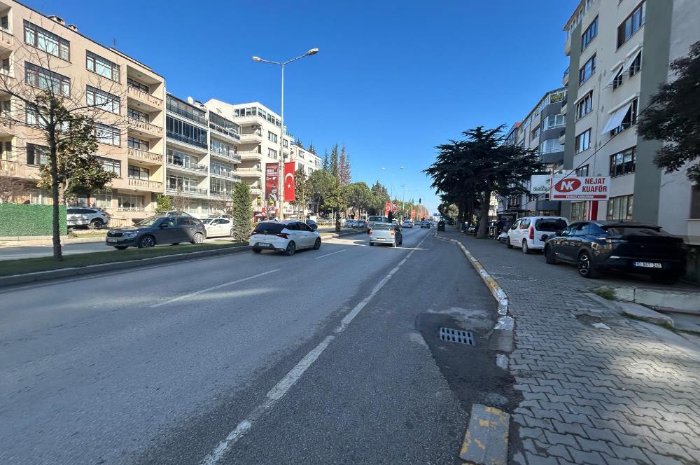 C21 BAL'DAN BANDIRMA CD ÜZERİNDE YENİLENMİŞ 2+1 KİRALIK DAİRE