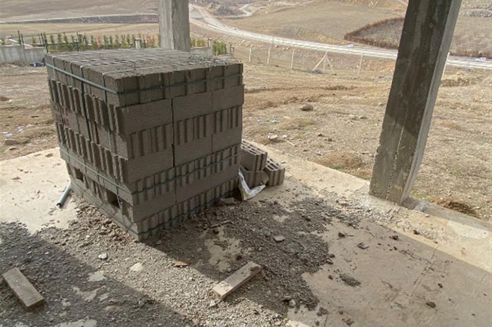 HAYMANA YOLUNA CEPHE 2+1 EVLİ NATAMAM BAHÇE