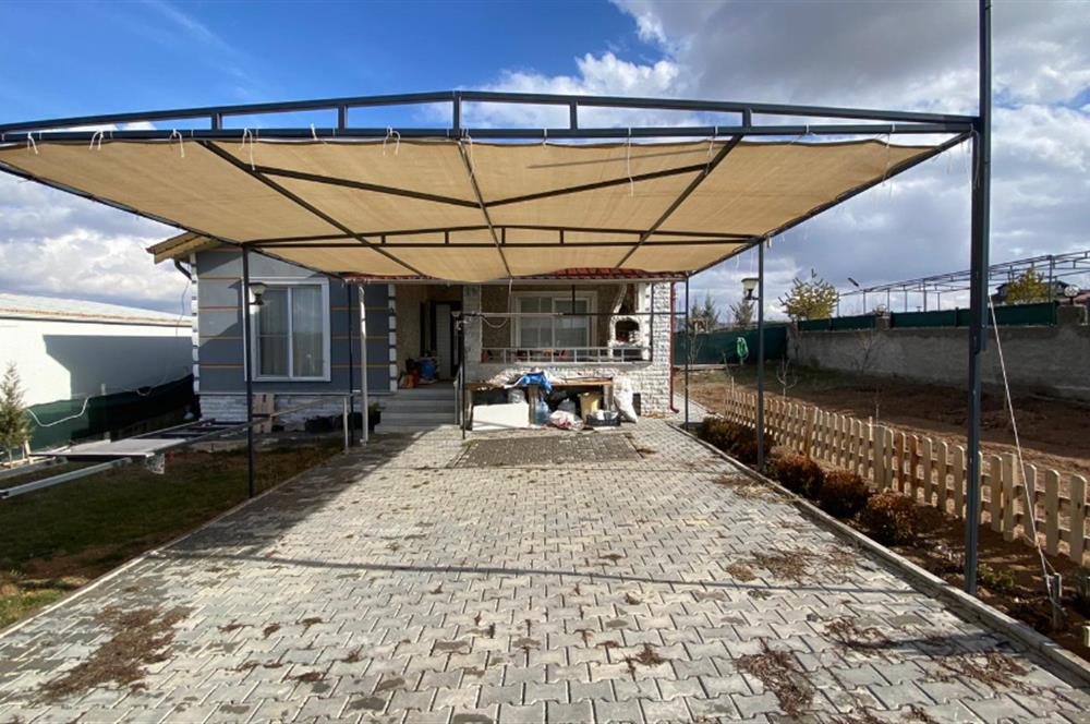 GÖKÇEHÜYÜK'TE OTURMUŞ SİTEDE 2+1 EVLİ SATILIK BAHÇE