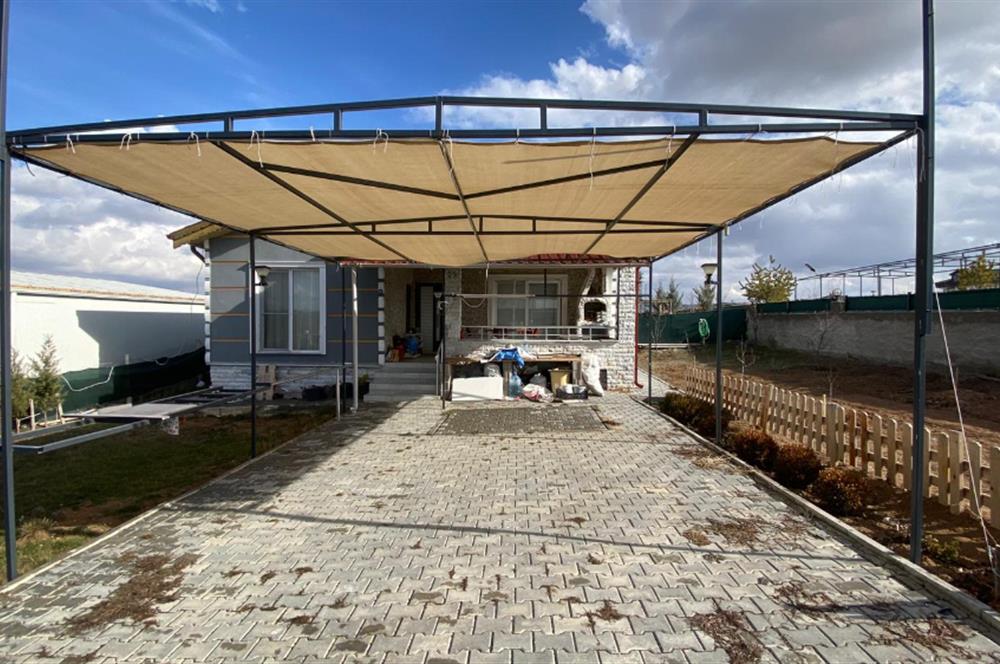 GÖKÇEHÜYÜK'TE OTURMUŞ SİTEDE 2+1 EVLİ SATILIK BAHÇE