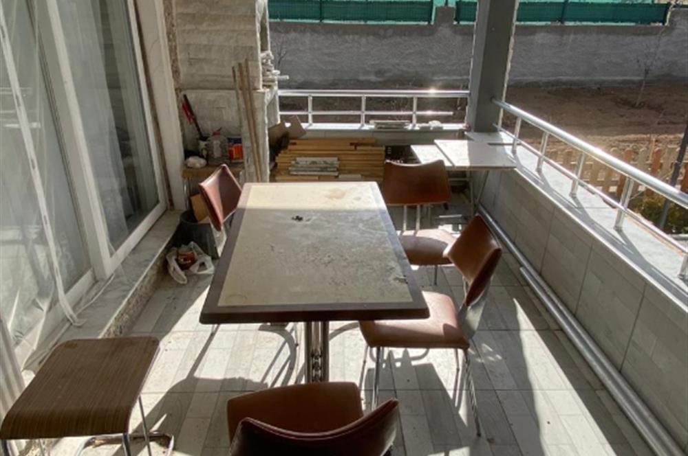 GÖKÇEHÜYÜK'TE OTURMUŞ SİTEDE 2+1 EVLİ SATILIK BAHÇE