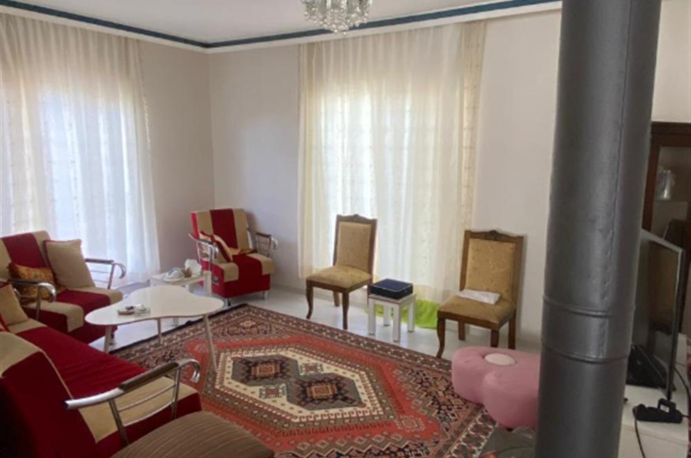 GÖKÇEHÜYÜK'TE OTURMUŞ SİTEDE 2+1 EVLİ SATILIK BAHÇE