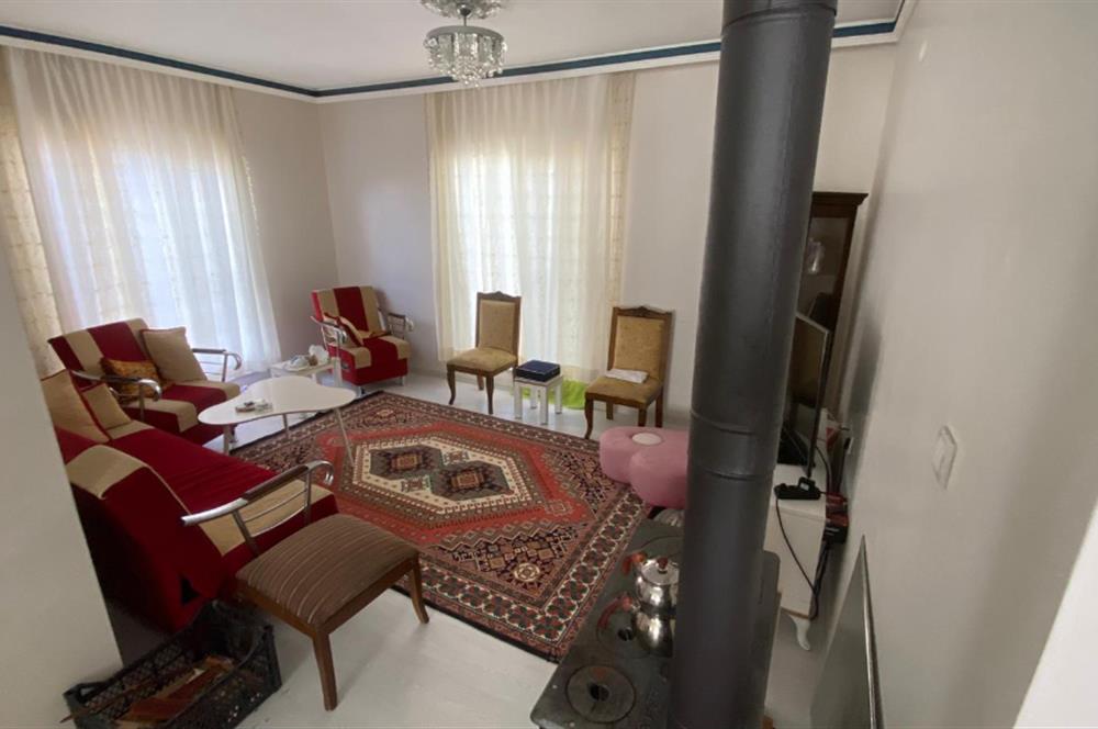 GÖKÇEHÜYÜK'TE OTURMUŞ SİTEDE 2+1 EVLİ SATILIK BAHÇE