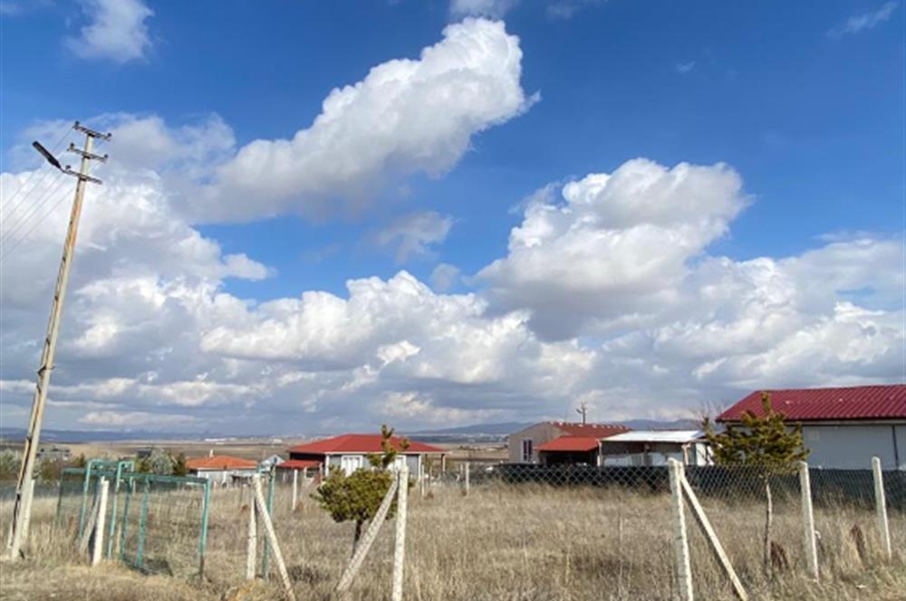 GÖKÇEHÜYÜK'TE KÖŞE PARSEL SATILIK BAHÇE