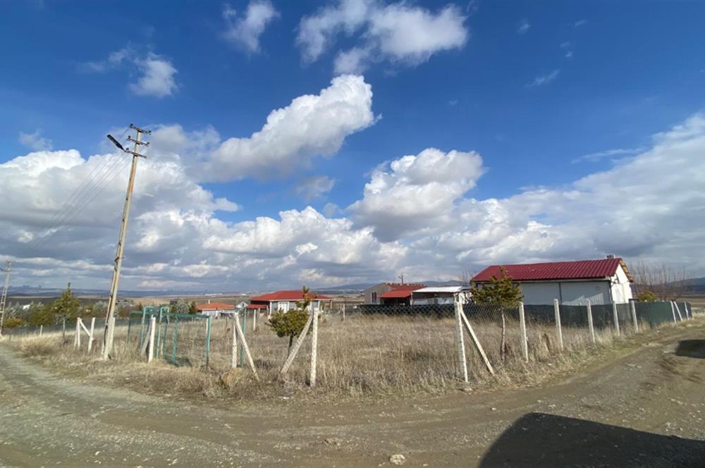 GÖKÇEHÜYÜK'TE KÖŞE PARSEL SATILIK BAHÇE