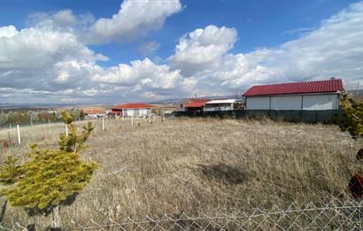 GÖKÇEHÜYÜK'TE KÖŞE PARSEL SATILIK BAHÇE